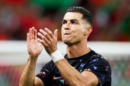 Tại sao Cristiano Ronaldo “bị cấm” mở kênh YouTube hoặc tài khoản TikTok?