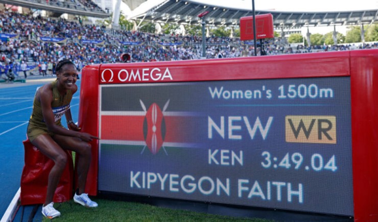 Faith Kipyegon phá kỷ lục chạy 1.500m của chính cô