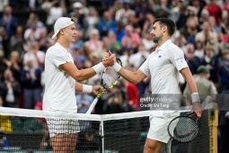 Video tennis Rune - Djokovic: Thuần phục ngựa ô, 3 set chóng vánh (Wimbledon)