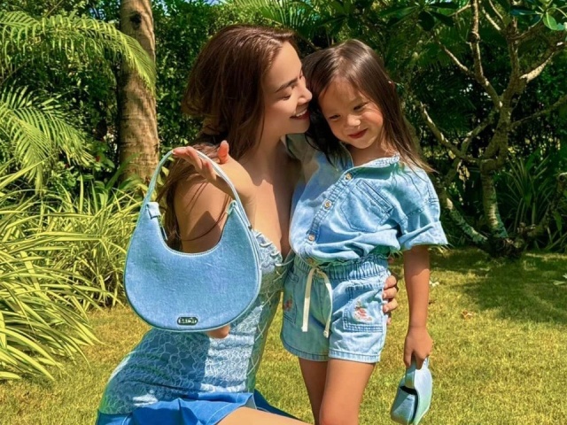Tủ đồ của con gái Hồ Ngọc Hà