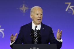 Tổng thống Mỹ Joe Biden thể hiện sự mạnh mẽ tại Hội nghị Thượng đỉnh NATO