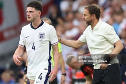 Bóng đá - Tin nóng EURO 12/7: Neville cảnh báo Anh về bộ đôi Rodri - Ruiz