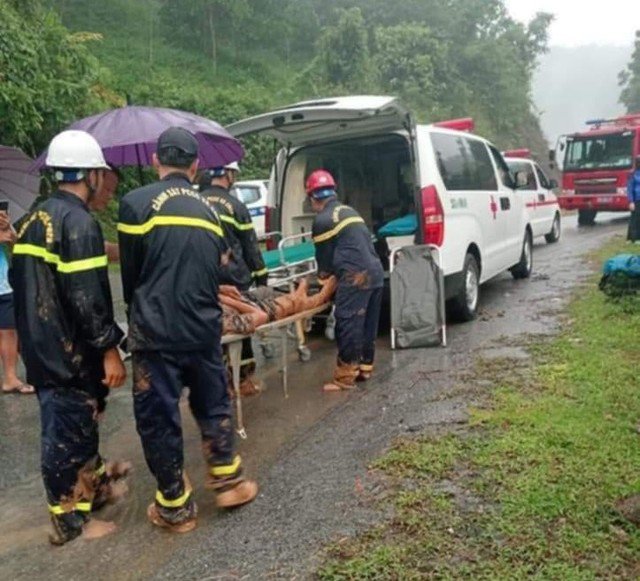 Thảm kịch sạt lở đất tại Hà Giang: Tìm kiếm ráo riết các nạn nhân còn lại