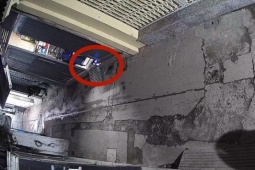 Tin tức trong ngày - Vụ người đàn ông là "nỗi ám ảnh" ở Tân Bình: Tiếp tục quấy rối!