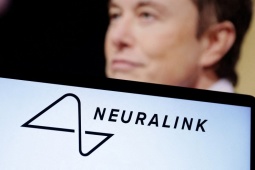 Elon Musk hé lộ thử nghiệm Neuralink thứ hai trên người