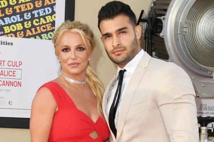 Britney Spears và Sam Asghari khi còn bên nhau. Ảnh: FilmMagic