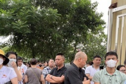 Giáo dục - du học - Nghịch lý học sinh điểm cao thấp thỏm nộp hồ sơ vào trường có điểm chuẩn 23,75