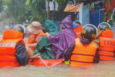 Đà Nẵng triển khai phương án ứng phó với áp thấp nhiệt đới và mưa lớn, đảm bảo an toàn cho người dân