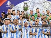 Bóng đá - Argentina vô địch Copa America: Messi gạt nước mắt nâng cúp, Di Maria xúc động ngày chia tay