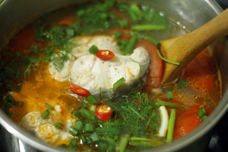 Vị chua thanh "nức lòng" của canh Việt Nam lọt top món ngon từ cá - 2