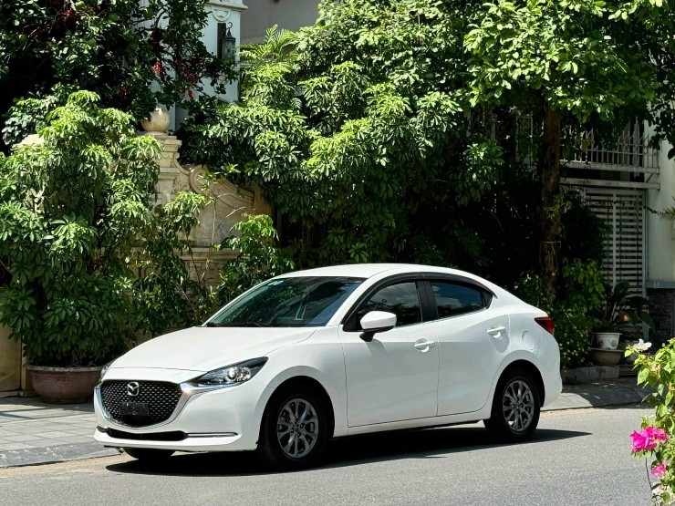 Có nên mua Mazda 2 cũ không? - 1