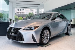 Tin tức ô tô - Lexus khai tử dòng xe sedan IS tại Việt Nam