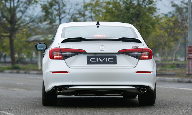 Giá xe Honda Civic niêm yết và lăn bánh tháng 7/2024 - 7