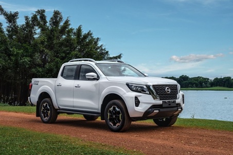 Nissan Navara bản nâng cấp ra mắt thị trường Việt, giá từ 685 triệu...