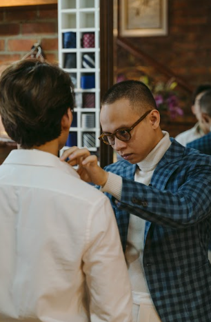 Quy trình may đo đầy tỉ mỉ, cẩn thận của Carlo Pham