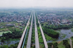Kinh doanh - Đại lộ ở Việt Nam 16 làn xe xây dựng hết nghìn tỷ, quy mô lớn bậc nhất cả nước nằm ở đâu?