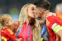 Đàn ông - Morata vô địch EURO 2024: Điểm tựa là vợ đẹp và con ngoan