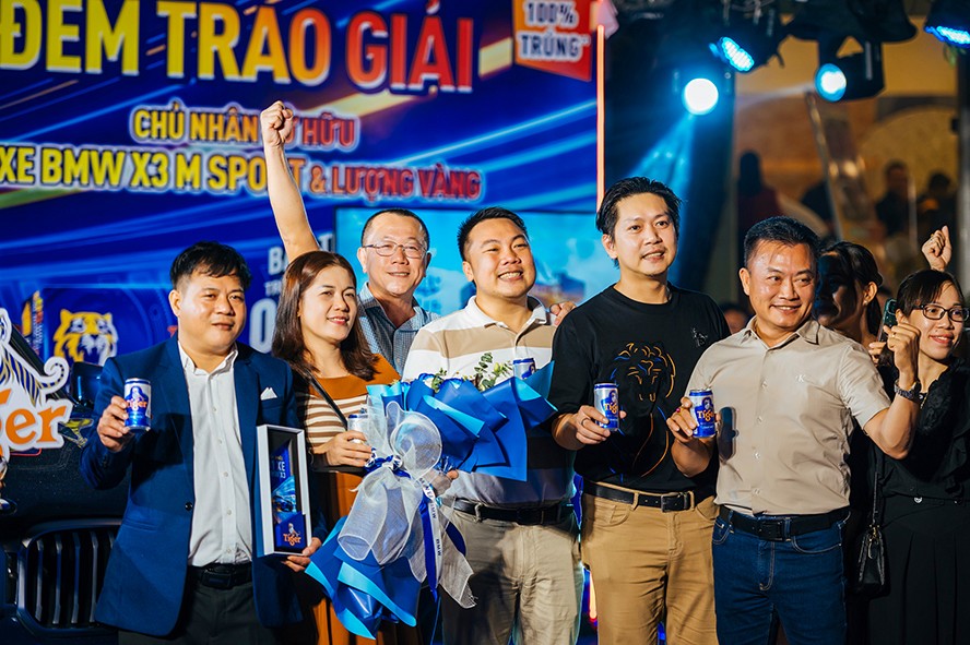 Tiger Beer trao xe BMW X3 Msport đầu tiên của chương trình khuyến mại “Bật thùng Tiger, trúng 5 BMW X3” ở Bình Dương - 4
