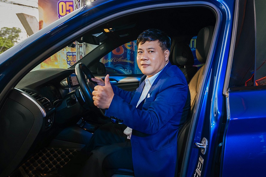 Tiger Beer trao xe BMW X3 Msport đầu tiên của chương trình khuyến mại “Bật thùng Tiger, trúng 5 BMW X3” ở Bình Dương - 3