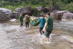 Cứu sống thần kỳ người đàn ông bị thương nặng sau 4 ngày rơi xuống vực