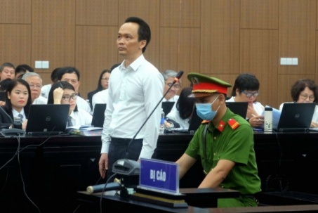 Toà cách ly ông Trịnh Văn Quyết để xét hỏi nhóm bị cáo đồng phạm giúp sức