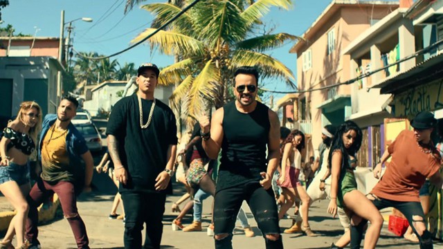 Ca khúc “Despacito” đạt mốc 5 tỉ view bỗng dưng biến mất khỏi YouTube.Ảnh: REUTERS