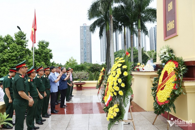 Chủ tịch nước Tô Lâm kiểm tra công tác chuẩn bị Lễ tang Tổng Bí thư Nguyễn Phú Trọng