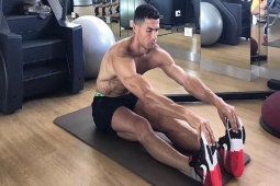 Bóng đá - Ronaldo quên nỗi buồn EURO, tập luyện điên cuồng hướng về &quot;cú ăn 4&quot;