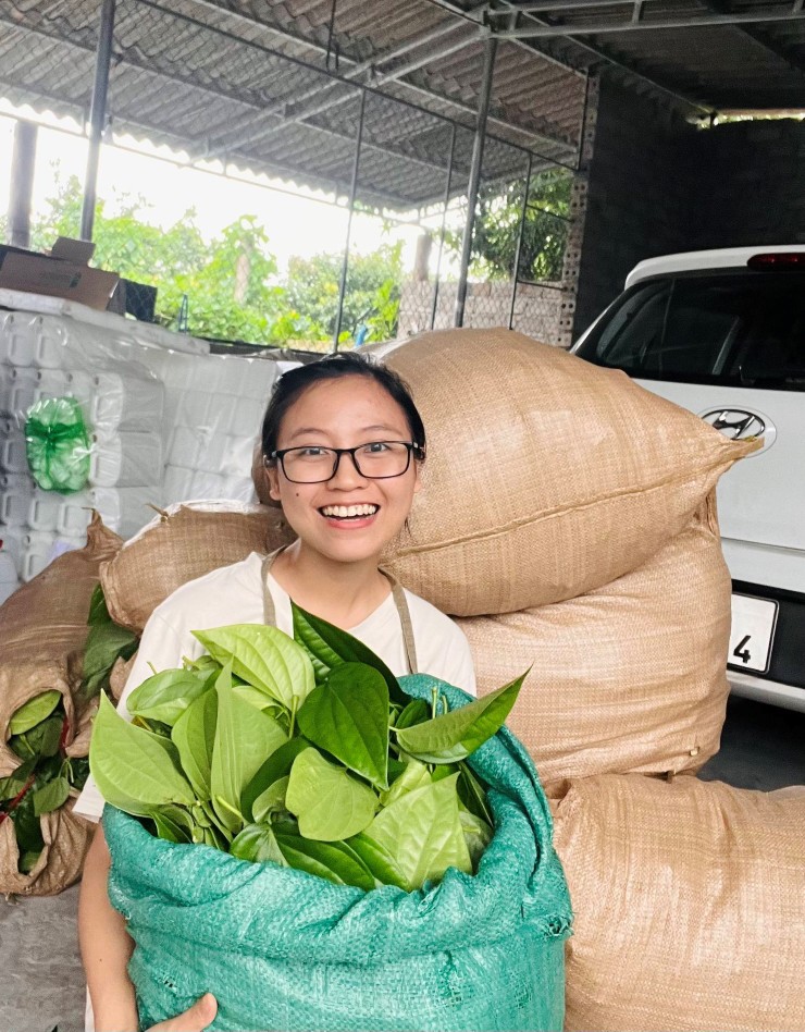 Trần Hoàn (Bắc Giang) khởi nghiệp từ 2 bàn tay trắng, nay thu về cả tỷ đồng mỗi năm.