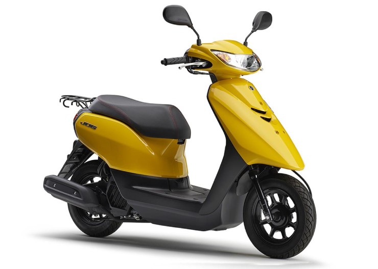 7. Yamaha JOG/ JOG Deluxe xuất hiện lần đầu từ năm 1983. Đến nay, xe vẫn tiếp tục là mẫu xe ga 50cc chủ lực của Yamaha. Trong đó, Jog Deluxe là bản cao cấp hơn của Jog. Mẫu xe ga này trang bị động cơ đơn xi lanh, SOHC 2 valve, dung tích 40cc, với chiều cao yên ngồi 705-720 mm và trọng lượng nhẹ 78-79 kg.