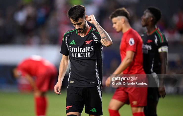 Trực tiếp bóng đá Arsenal - Bournemouth: "Pháo thủ" thắng luân lưu (Giao hữu) (Hết giờ) - 1