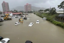 Thế giới - Siêu bão Gaemi tấn công, Đài Loan (Trung Quốc) mênh mông nước