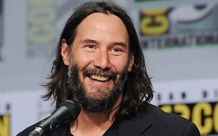 Keanu Reeves - ngôi sao Hollywood có tấm lòng hào hiệp