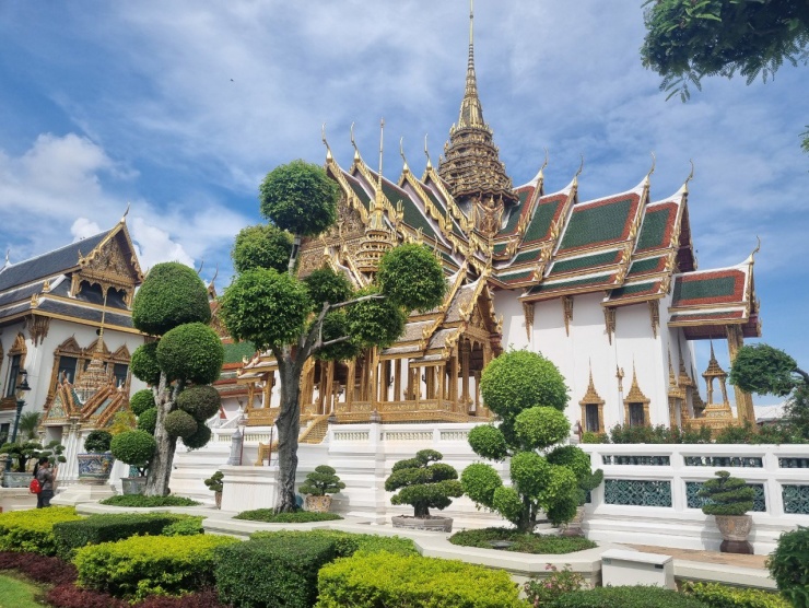 Góc nào ở cung điện cũng nguy nga, tráng lệ, đẹp không góc chết.