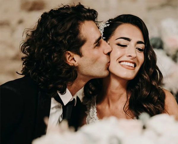 Nhà vô địch nhảy cao Olympic 2020 và vợ trong ngày cưới năm ngoái. Ảnh: Instagram Gianmarco Tamberi