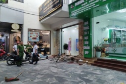 Nghi vấn ghen tuông, người đàn ông đâm gục vợ cũ trên phố ở Vĩnh Phúc