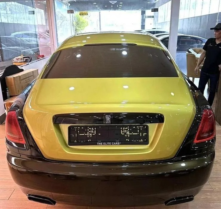 Rolls-Royce Wraith Black Badge ADM Sportive độc bản có mặt tại Việt Nam - 4