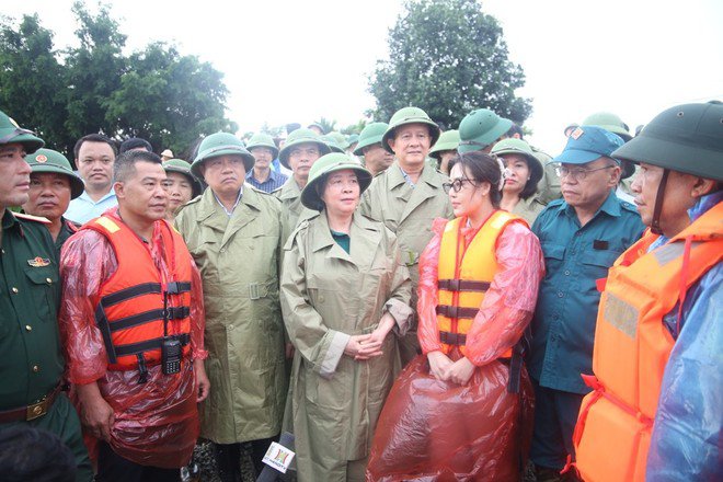 Bí thư Thành ủy chỉ đạo quyết liệt phòng chống ngập lụt tại Hà Nội