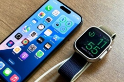 Thời trang Hi-tech - Tính năng của iPhone 15 giúp kết nối nhiều thiết bị, sạc được cả Apple Watch