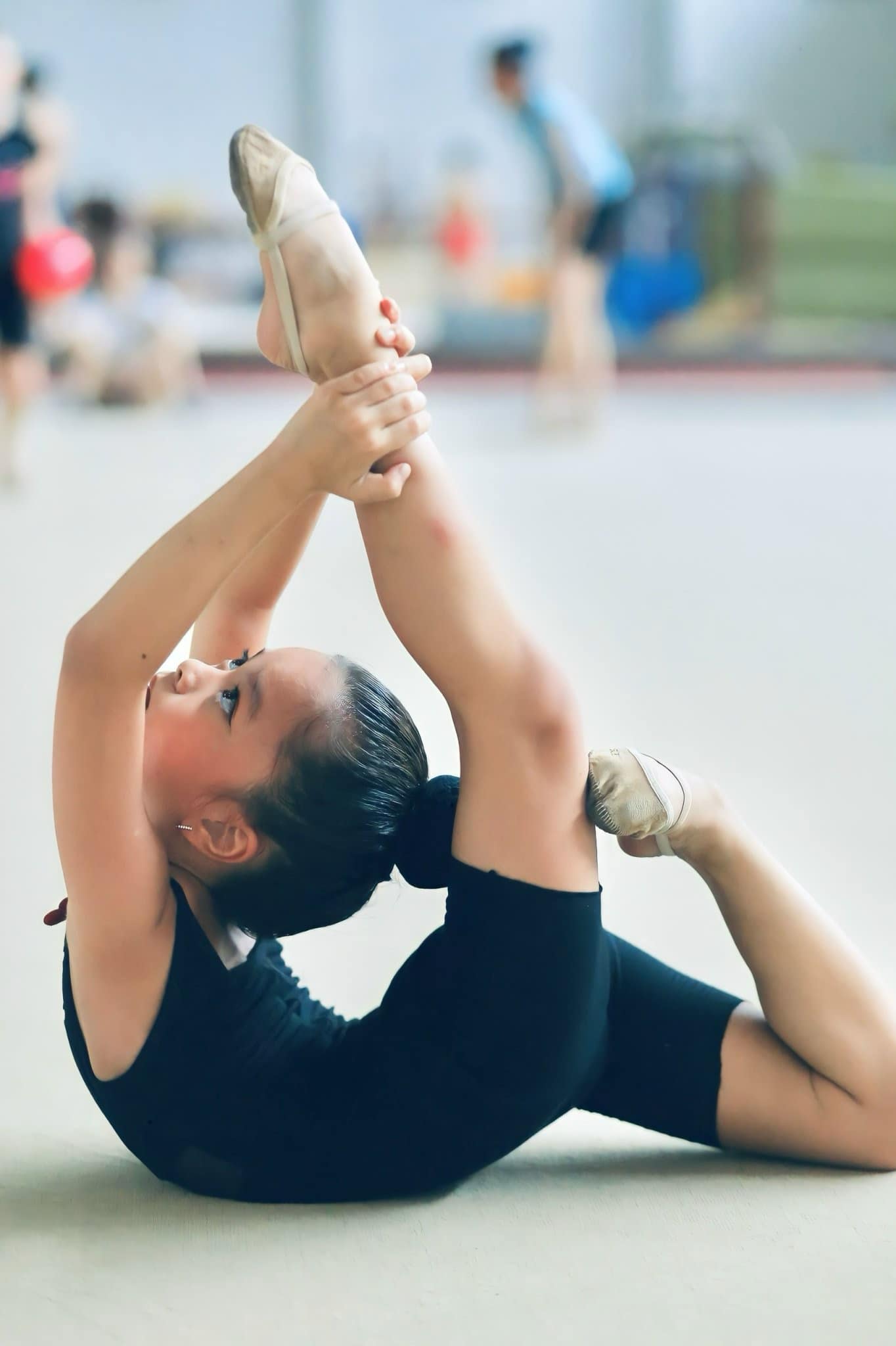 Cháu gái Xuân Bắc - Ngọc Bích Ruby: Tài năng nhí thể dục nghệ thuật - 6