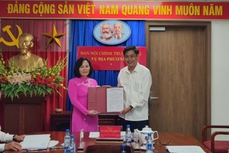 Bà Phan Thị Hồng được bổ nhiệm Phó Vụ trưởng Vụ Địa phương III, Ban Nội chính Trung ương