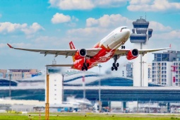 Kinh doanh - Vietjet tăng trưởng doanh thu 15% trong sáu tháng đầu năm 2024