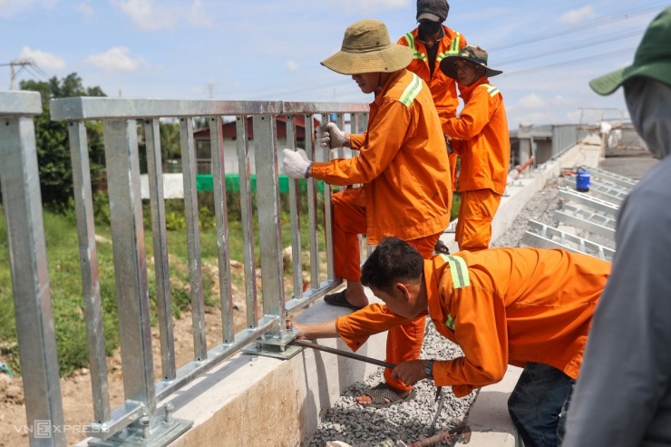 Cầu Cây Khô thông xe kịp dịp 2/9, giúp dân Nhà Bè 