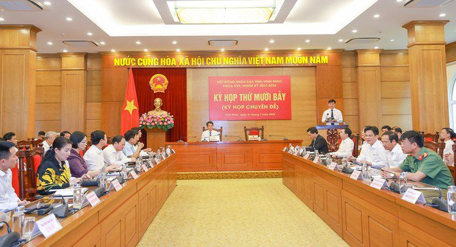 Ông Trần Duy Đông đắc cử Chủ tịch UBND tỉnh Vĩnh Phúc nhiệm kỳ 2021-2026