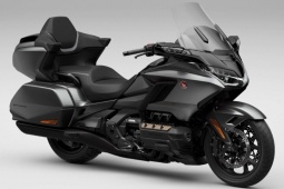 Hàng khủng 2024 Honda Gold Wing Tour ra mắt, giá hơn 1,16 tỷ đồng