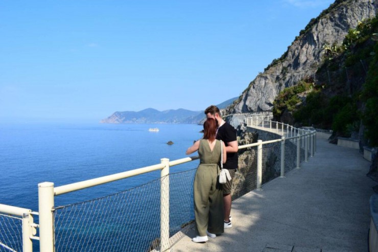 Con đường 'lãng mạn nhất thế giới' tái mở cửa - 5