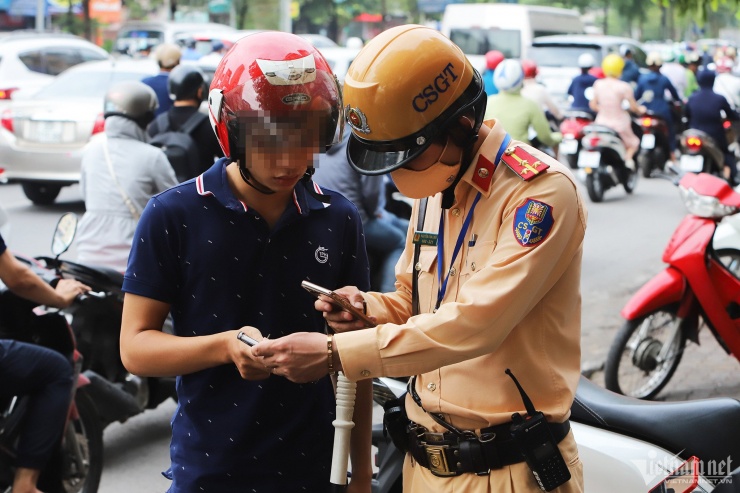 Dự thảo Nghị định xử phạt giao thông mới: Trừ điểm giấy phép lái xe, cập nhật nhiều hành vi vi phạm mới