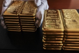 Kinh doanh - Dự báo giá vàng ngày 3/8: Vàng SJC tiếp tục tăng, nhiều cửa hàng SJC thông báo tạm ngưng mua 1 loại vàng