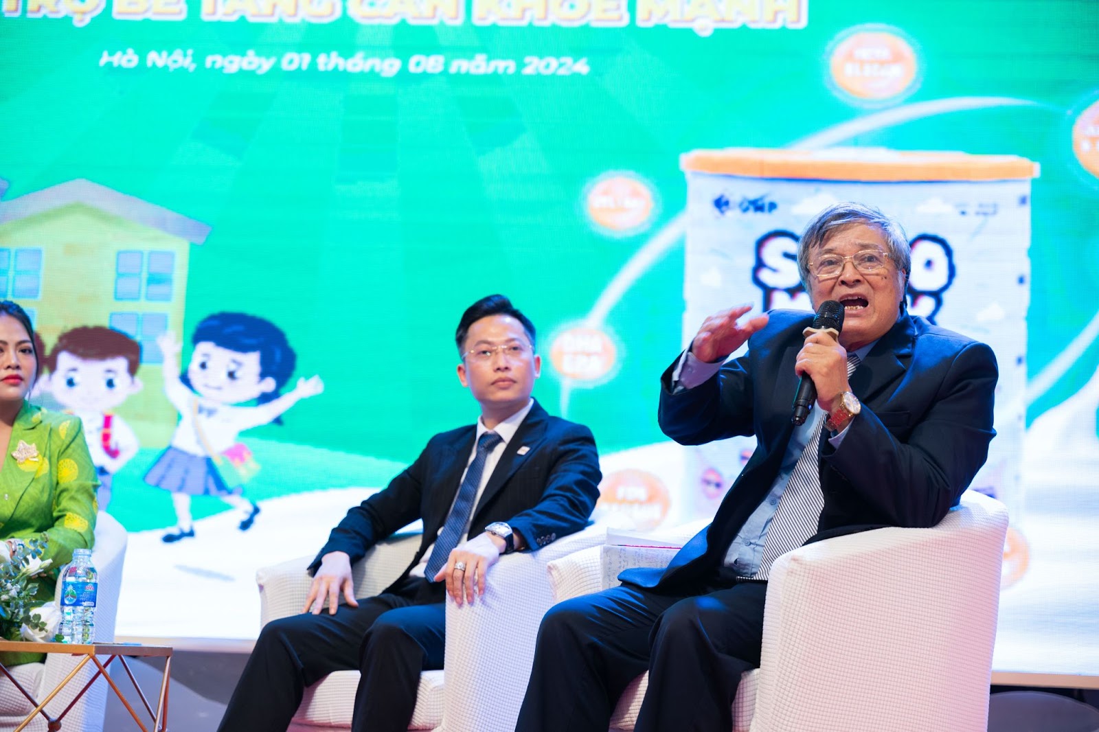 PGS. Tiến sĩ.Trần Đình Toán - Nguyên viện trưởng viện dinh dưỡng lâm sàng bày tỏ quan điểm về dinh dưỡng học đường hiện nay