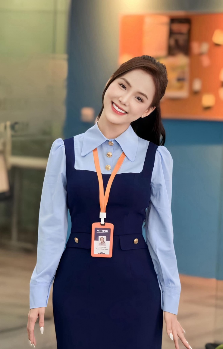 Minh Thu là diễn viên của Nhà hát Kịch Việt Nam. Cô từng được khán giả yêu thích với vai Hải 'quạt' trong "Phố trong làng" nhưng không mấy thành công với hai phim "Trở về giữa yêu thương" và "Lỡ hẹn với ngày xanh".&nbsp;